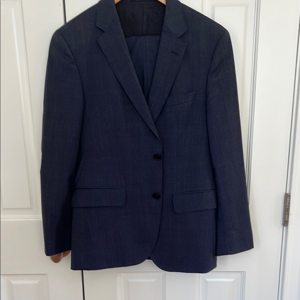 Hugo Boss Blue Suit Timeless Elegance